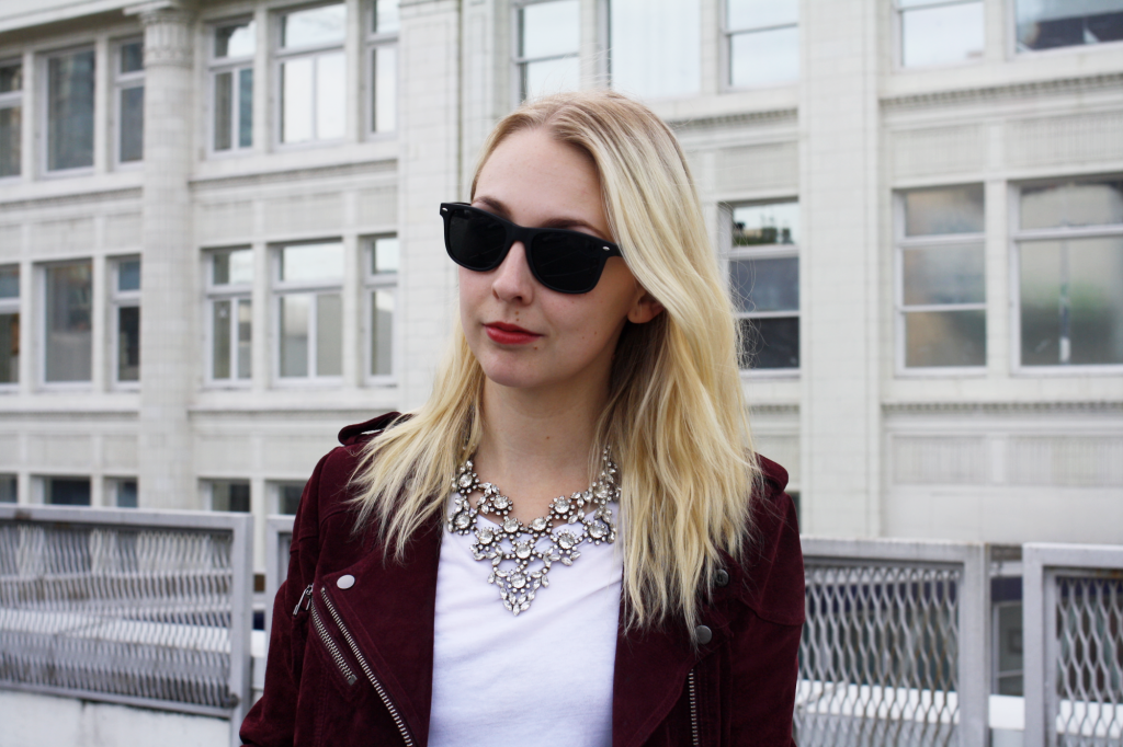 TheSignatureBow_Mango_Zara_SteveMadden_J