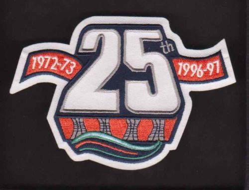 Reproduction%2025th%20Islanders%20Patch_