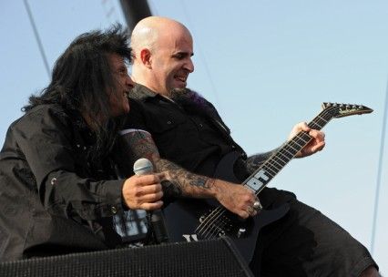  photo ScottIanJoeyBelladonna4MetallicaSlayerGWwFJLfyyJ-l_zps353194e2.jpg