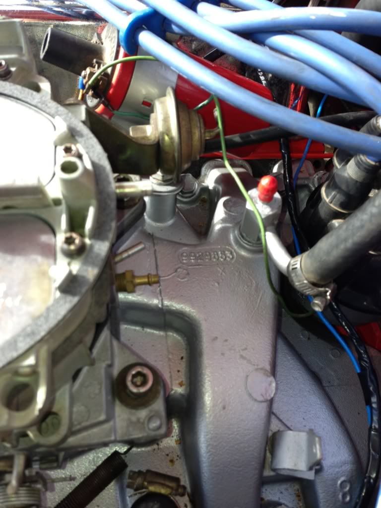 Help plumbing a blue motor quadrajet on a red motor! - Engine - GMH-Torana