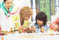 tumblr_mkqpfjGqS71rmmfuro1_250_zps6b7e8b