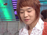 yoochun-kiss3_zpsfc74eb79.gif