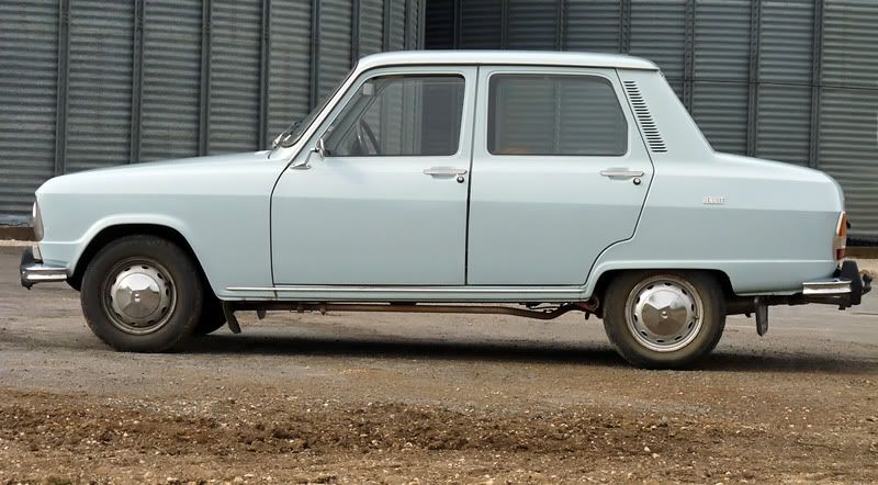 renault6sdn.jpg